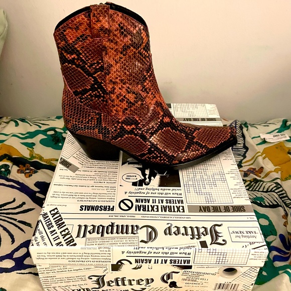 Jeffrey Campbell Cowboy boot in Ruby-pink snakeskin size 8.5 New w/box! - Picture 5 of 10